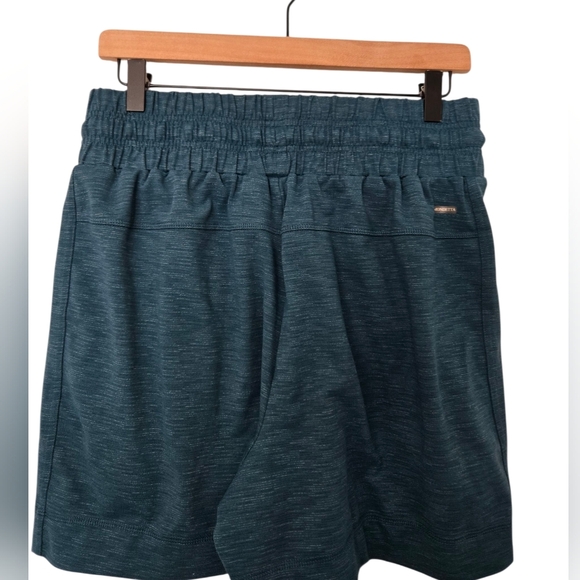Mondetta Teal Women's Casual Shorts Size Medium - Picture 4 of 5